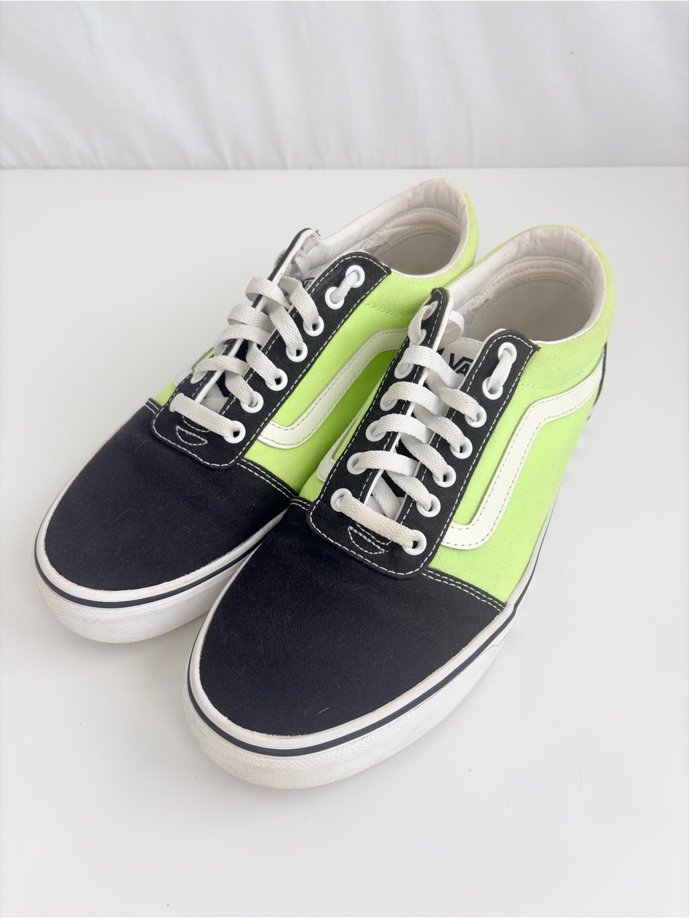 VANS Ward Skateboarding Shoes Sneakers Checker Tape Black Green Men 10.5 EU 44